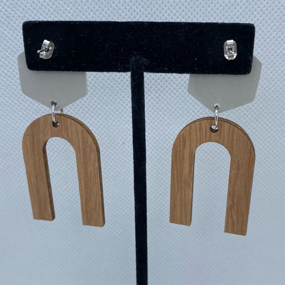 🆕Handmade Clay & Wood Earrings - Picture 5 of 6